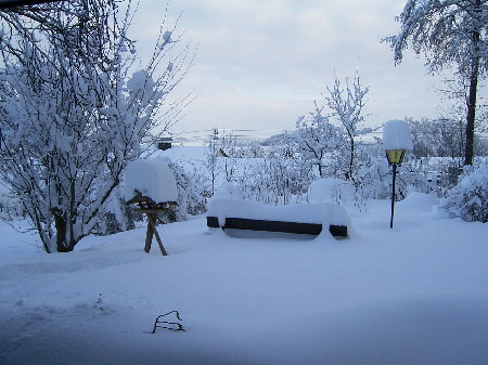 Blick aus dem Wohnzimmer im Winter 2005